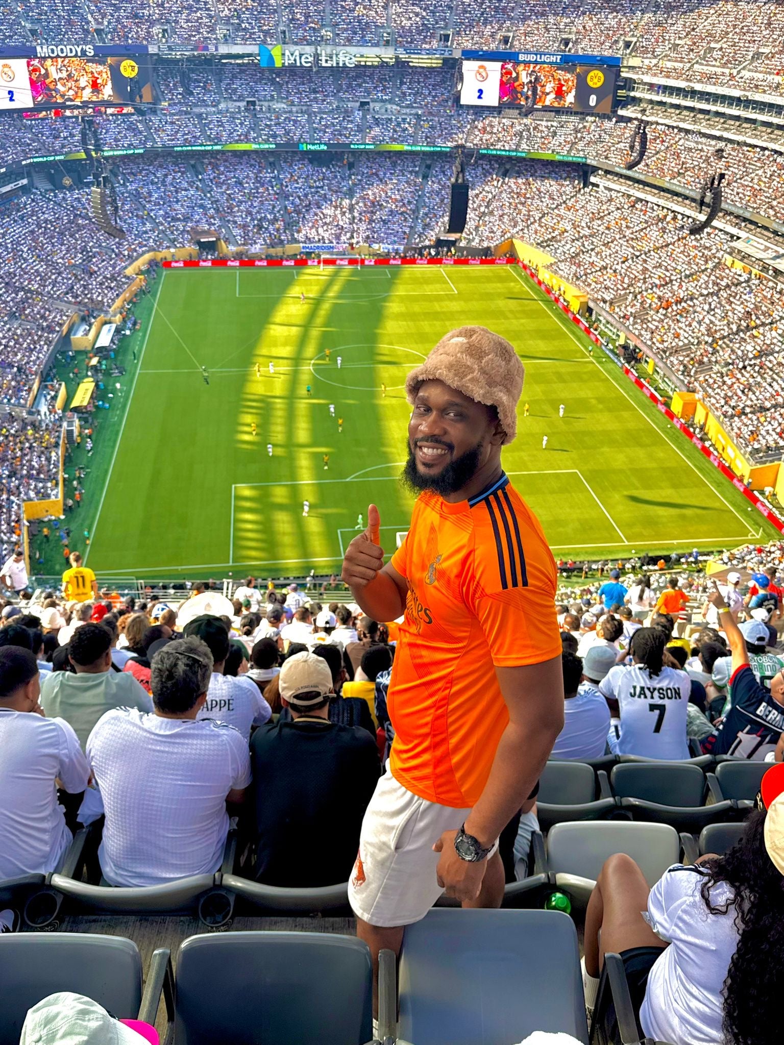 Real Madrid jerseys orange